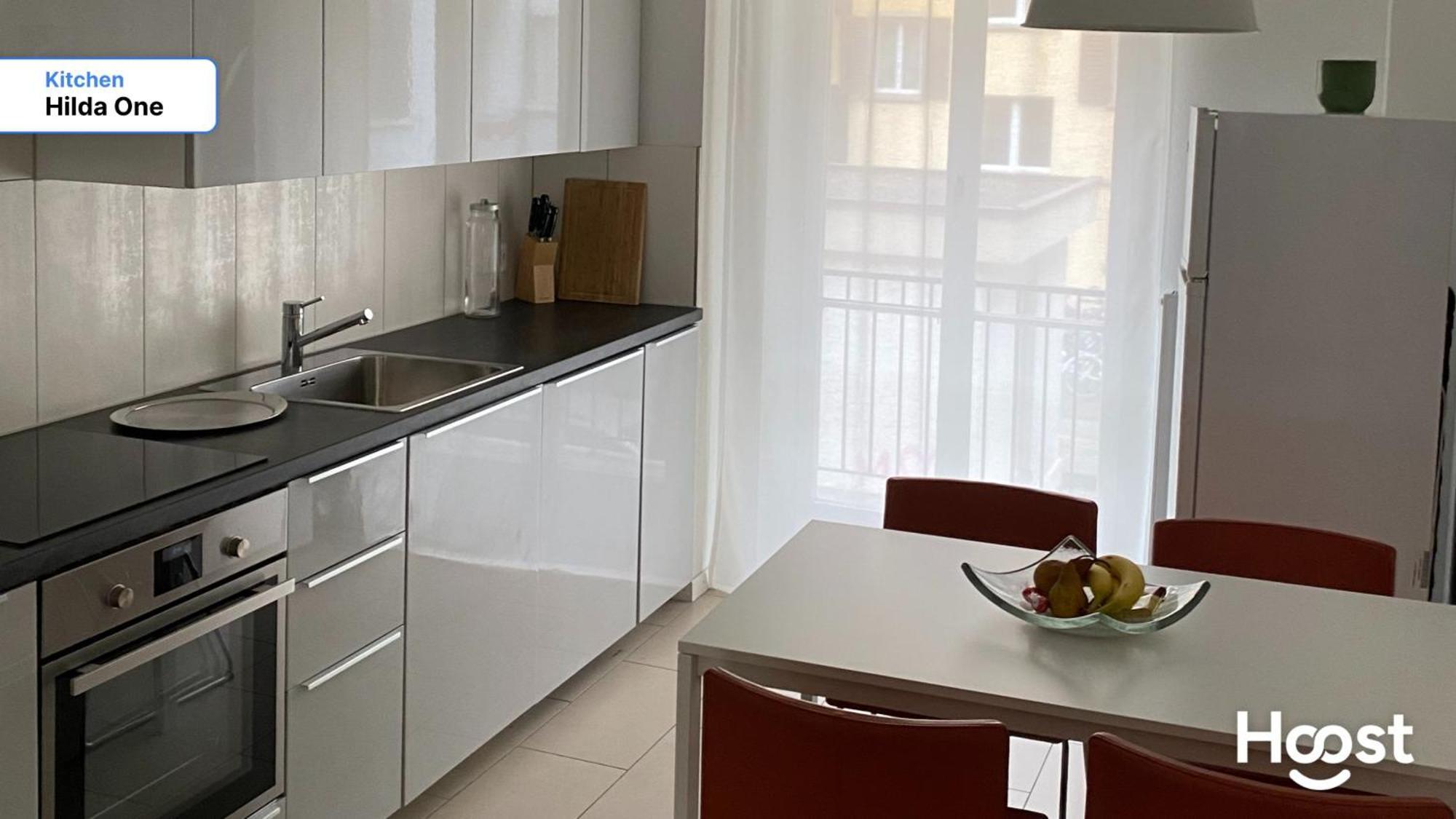 H1 With 4,5 Room, Bathroom, Kitchen, Central, Quiet & Modern With Office زيورخ المظهر الخارجي الصورة