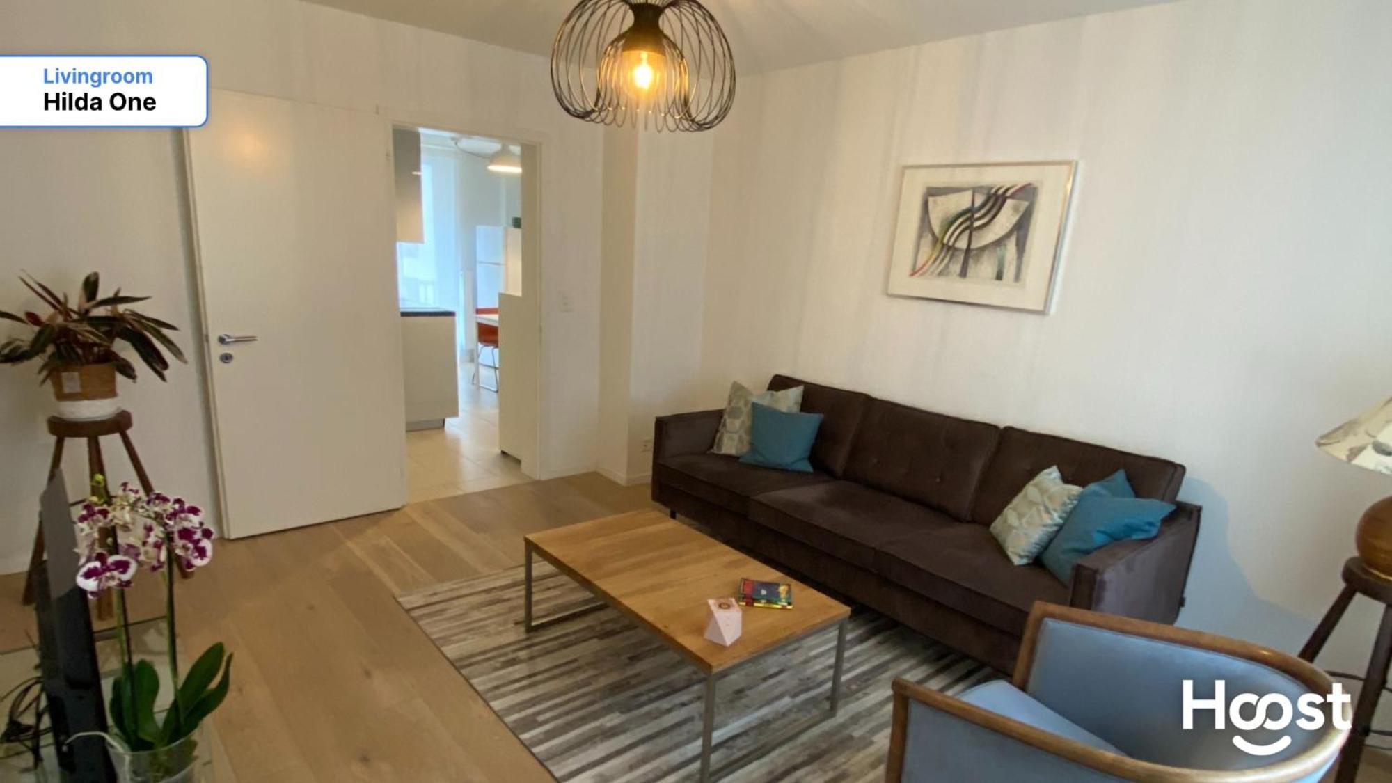 H1 With 4,5 Room, Bathroom, Kitchen, Central, Quiet & Modern With Office زيورخ المظهر الخارجي الصورة